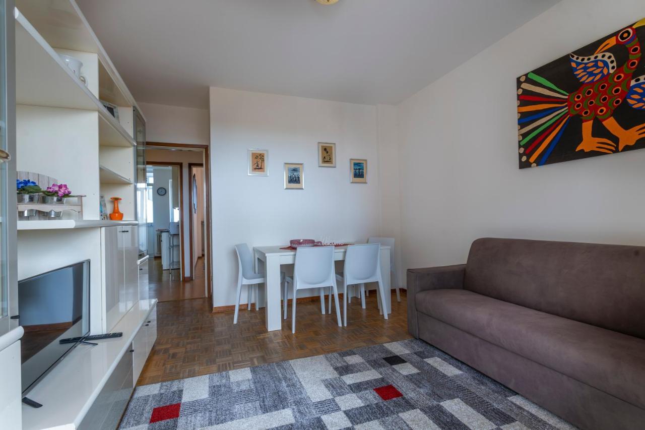 Zia Dina Apartment Pasian di Prato Extérieur photo