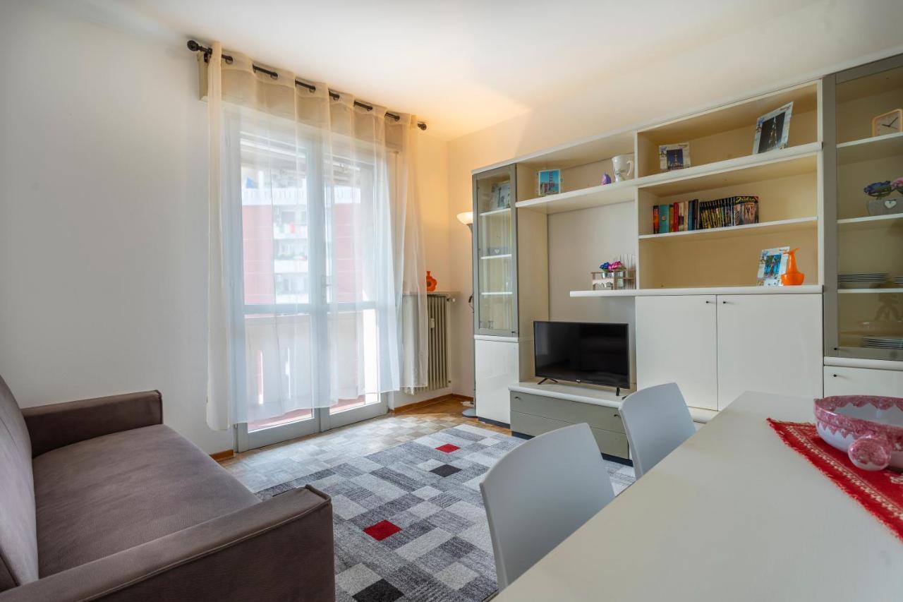 Zia Dina Apartment Pasian di Prato Extérieur photo